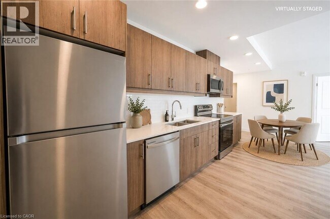 Photo - 1333 Weber St E Unit 504