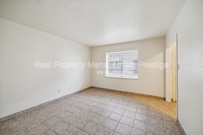 Photo - 3003 Falk Ct