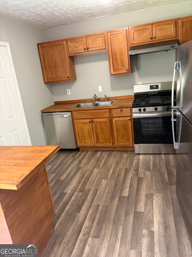 Photo - 531 Carithers Rd