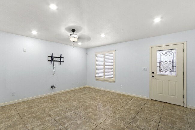 Photo - 14222 Poets Rock Ln