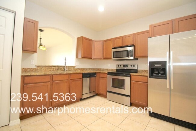 2404 Laurentina Ln