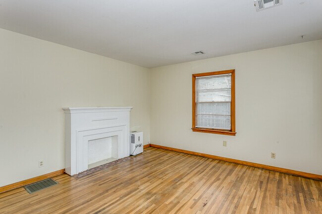 Photo - 4716 Arbor St Unit 1