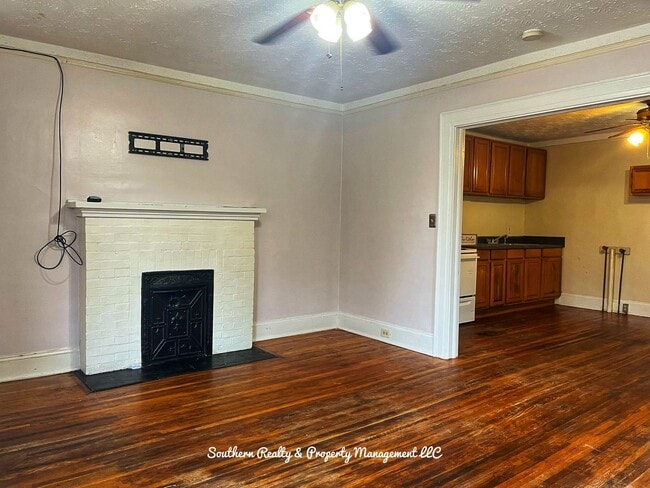 Photo - Cherry Street Triplex, Mgm Unit 2426 Cherry St