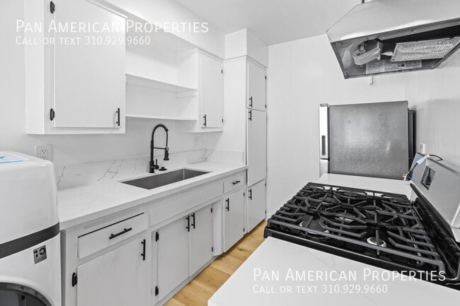 Building Photo - 10736 Shire Pl Unit 6