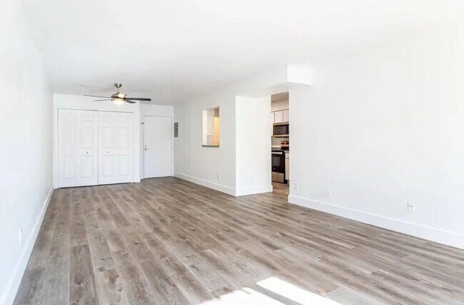 Photo - 1132 Morraine View Dr Unidad 1132 Morraine View #104