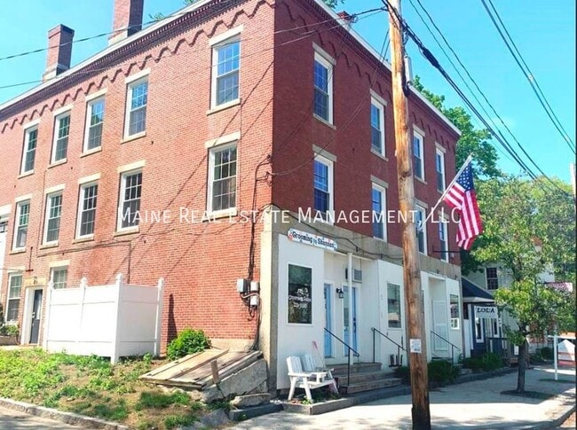 Photo - 3 Cushing St Apartment Unit 3
