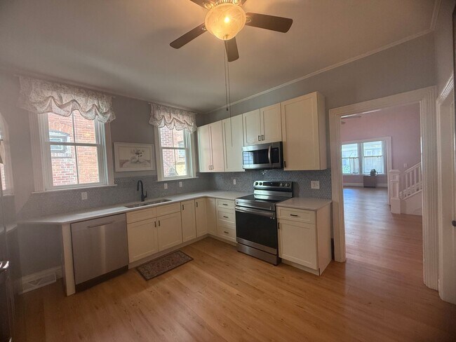 Photo - 3 bedroom 1.5 bathroom Town-home for rent in Carlisle