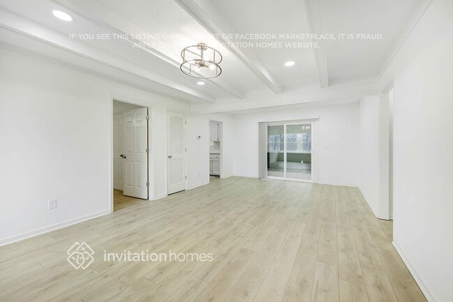 Photo - 107 Treetop Ct