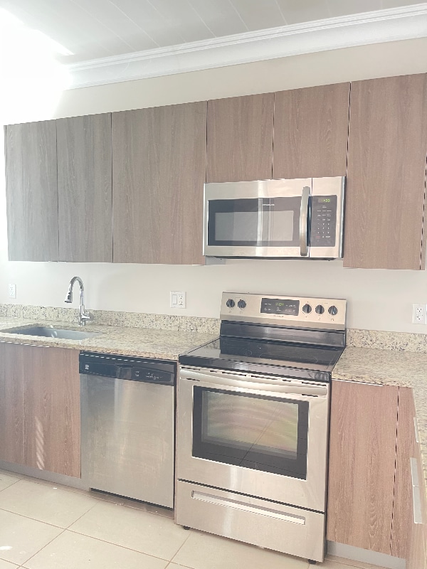 Photo - 515 NE 121st St