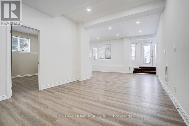 Photo - 134 Bradgate Dr