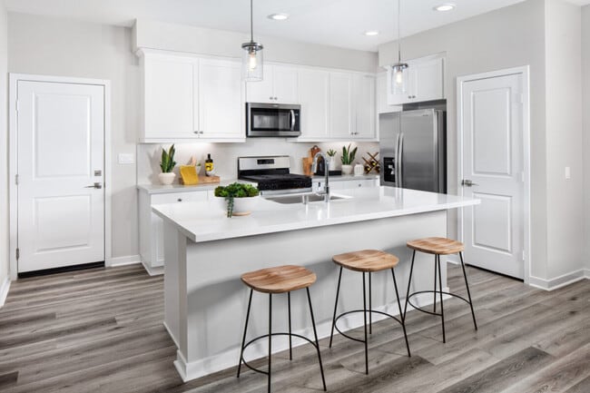 Building Photo - Tricon Elk Grove Rental