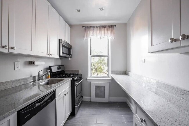 Photo - 20-120 71st Ave