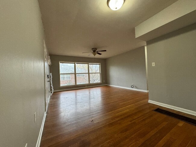 Photo - 1568 Alexandria Dr Unit 5B