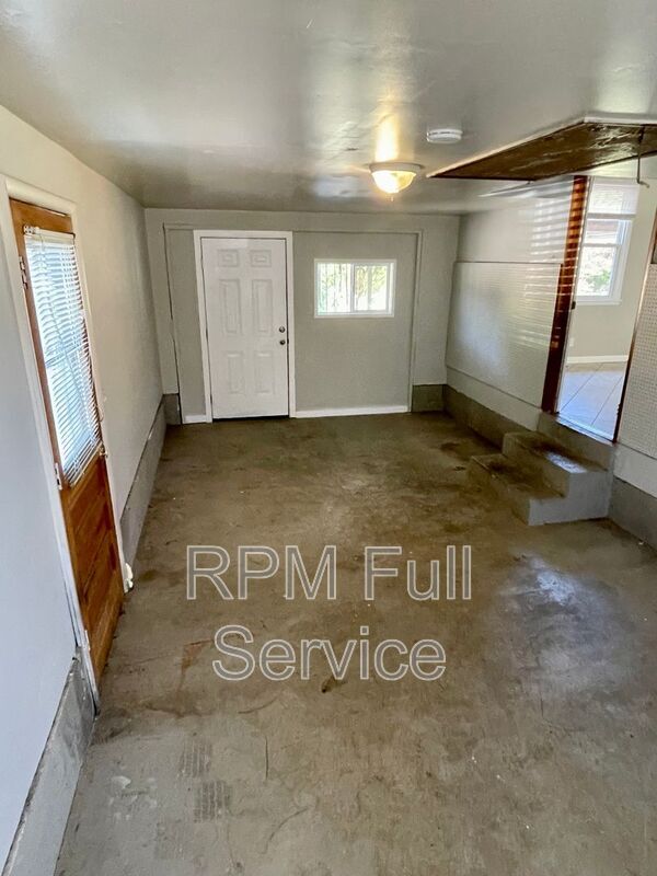 Photo - 465 Clearwater Dr