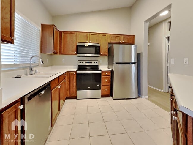 Photo - 17217 N Larkspur Ln