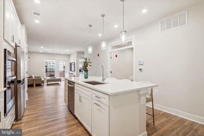Photo - 104 St Ives Pl Unit 209