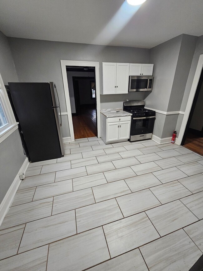 Photo - 4280 E 124th St Unit 1