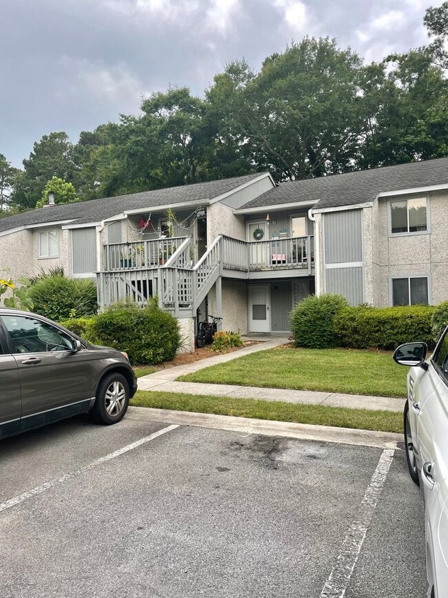 Building Photo - 104 Shoals Dr Unit 104 Shoals Drive