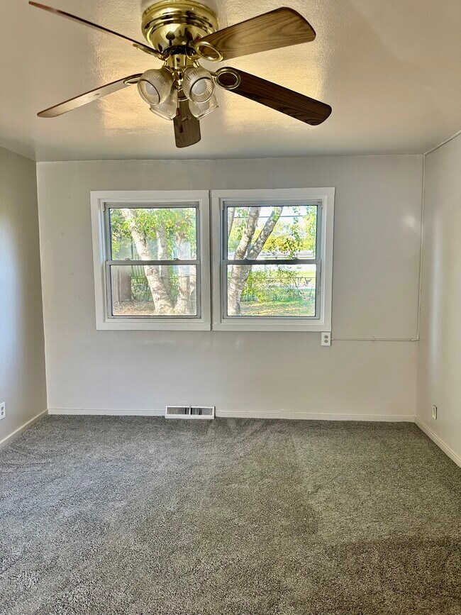 32870 Mecosta St Townhome Townhome Rental in Westland MI