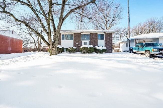 Building Photo - 3717 Beulah Rd