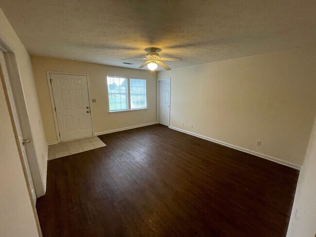 Photo - PRE-LEASING FOR AUGUST 2026!