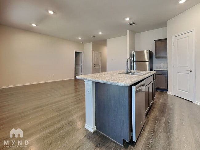 Photo - 3008 Aberdeen Dr