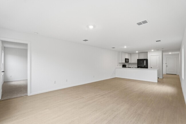Photo - 1029 Calley Pear Trl