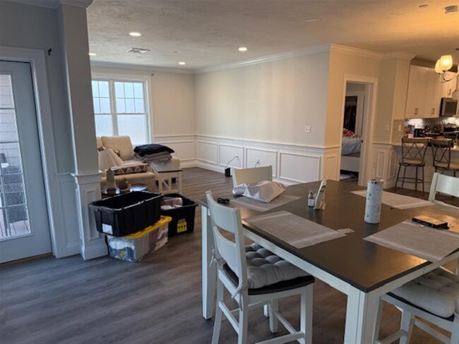 Photo - 70 Woodruff Ave