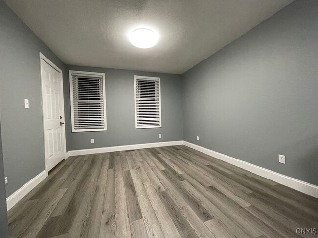 Photo - 139 W Van Buren St