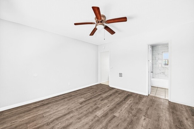Building Photo - 904 Atlantic Ave Unit 19
