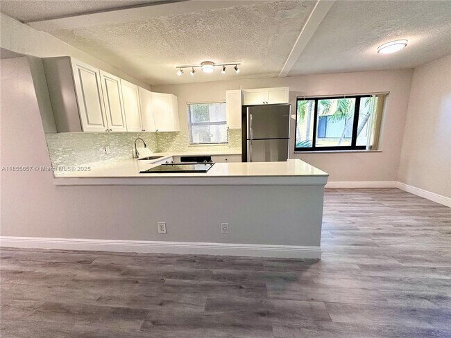 Building Photo - 120 Meadows Cir Unit 120 Rental