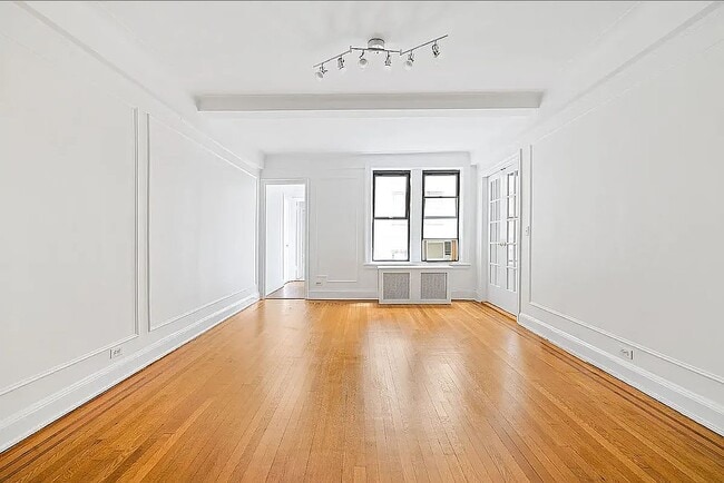 Photo - 10 Park Ave Unidad 22s