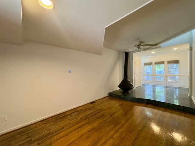 Photo - Charming 1 Bedroom Townhome ~ Ridgely's Delight