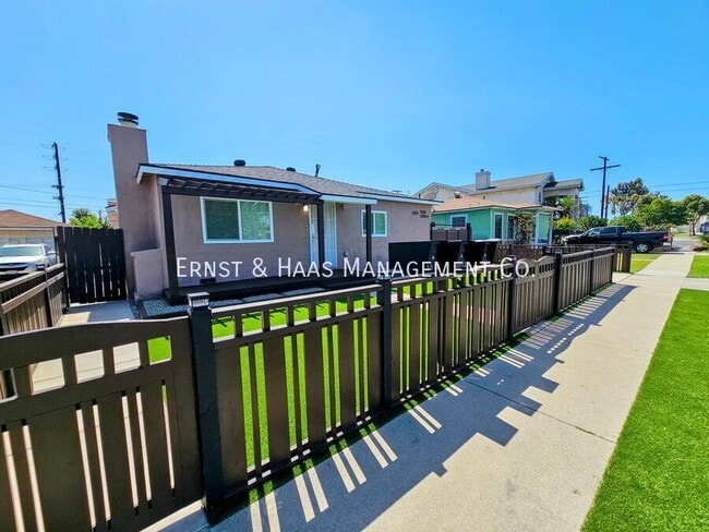 Photo - 5012 N Bentree Cir House