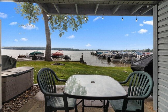 Photo - 536 N Cogswell Dr