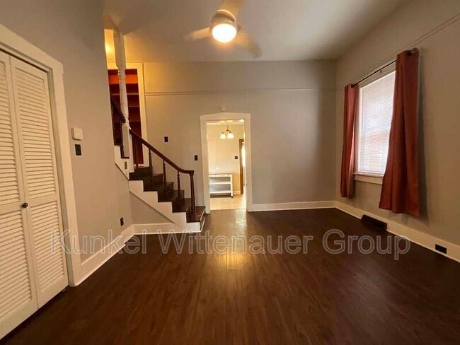 Photo - 120 Mascoutah Ave