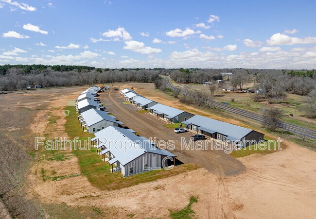21579 County Rd 2138