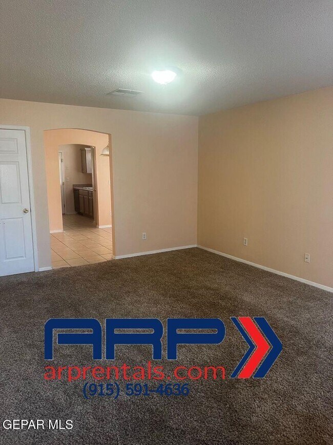 Photo - 14084 Tierra Leona Dr