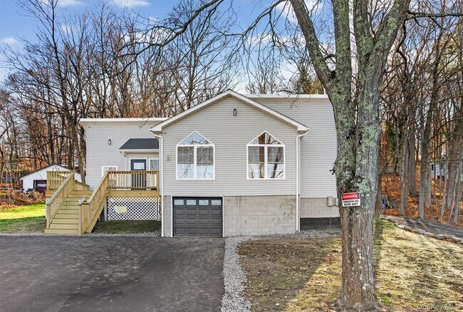 Photo - 19 Grandview Trail