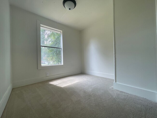 Photo - Perry Mobile Home Park Unit 6