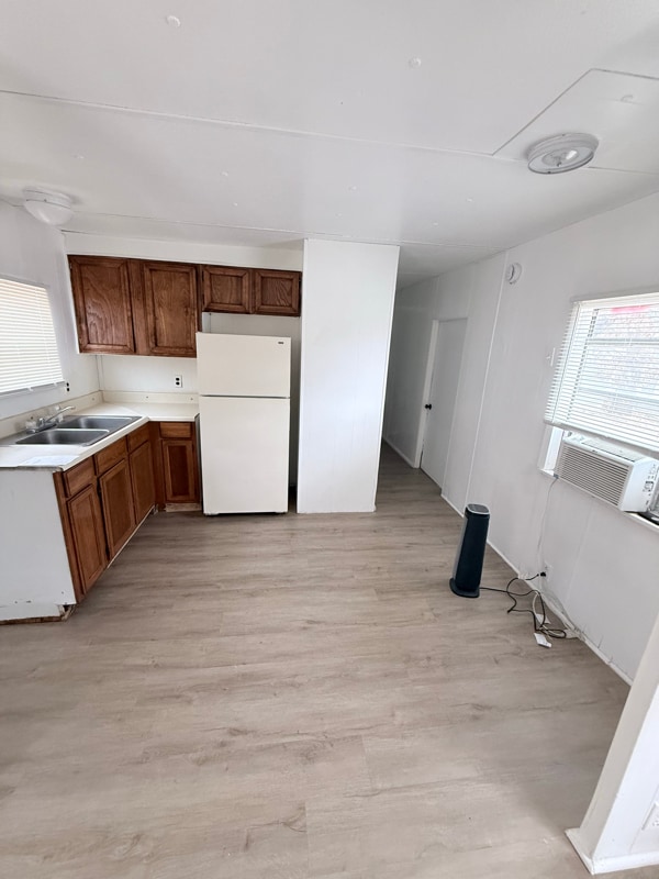 Photo - 215 Weeks Rd