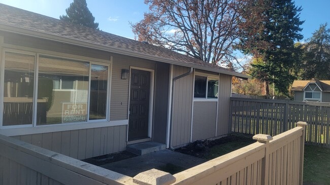 Front - 6910 S Madison St