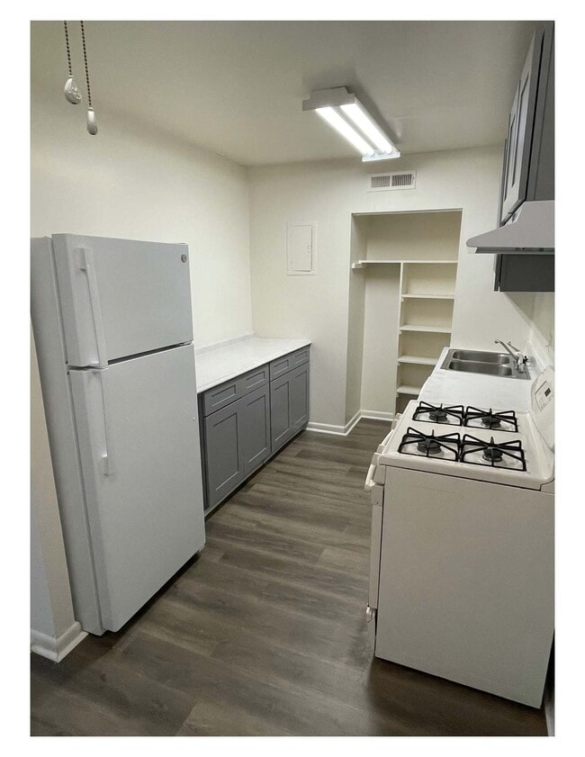 Forest Lake Apartments