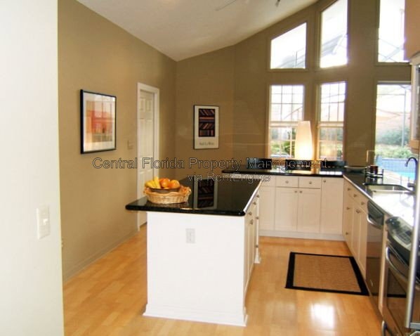 Photo - 8497 Island Palm Cir