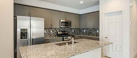 Photo - 1625 Guyot Ct