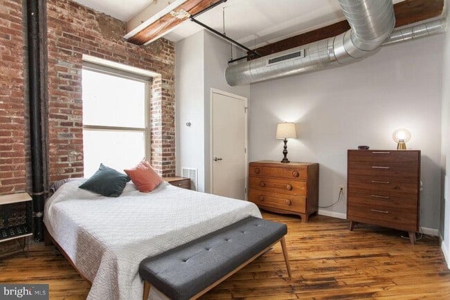 Photo - 1210 Buttonwood St Unit 203