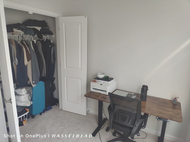 Photo - 3418 Chester Aly