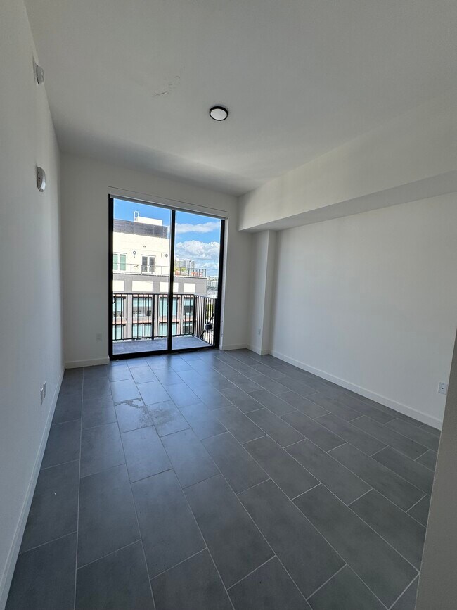 Photo - 1927 NW 3rd Ave Unit A2