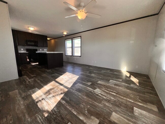 Photo - 24 Skeena St