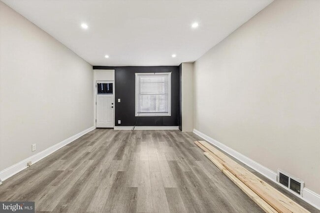 Photo - 2336 Pierce St